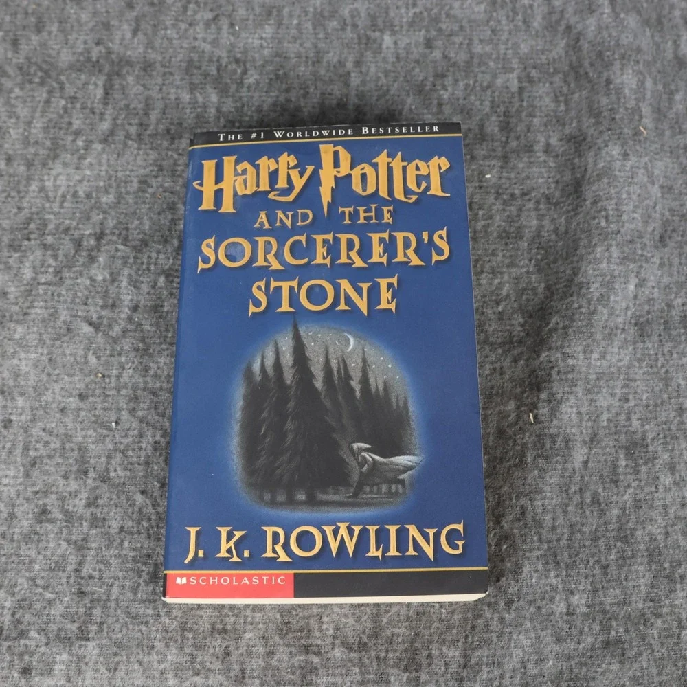Harry Potter And The Sorcerer's Stone J.K. Rowling Blue PB Scholastic Fantasy